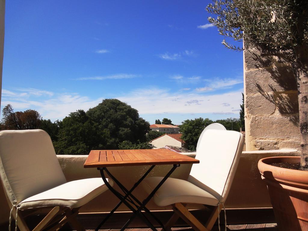 Les Toits D'Uzes Apartment ภายนอก รูปภาพ